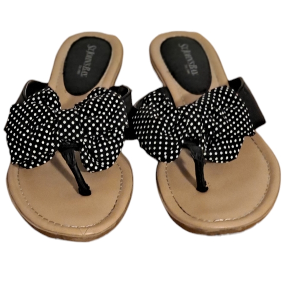 St. John's Bay Sandals - Picture 2 of 6